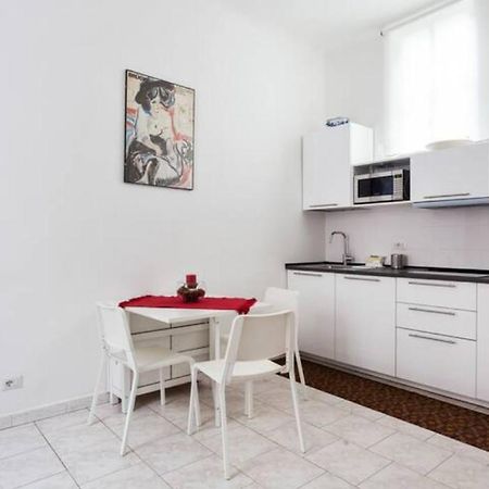 מילאנו Isola And Zara Comfortable Apartment מראה חיצוני תמונה